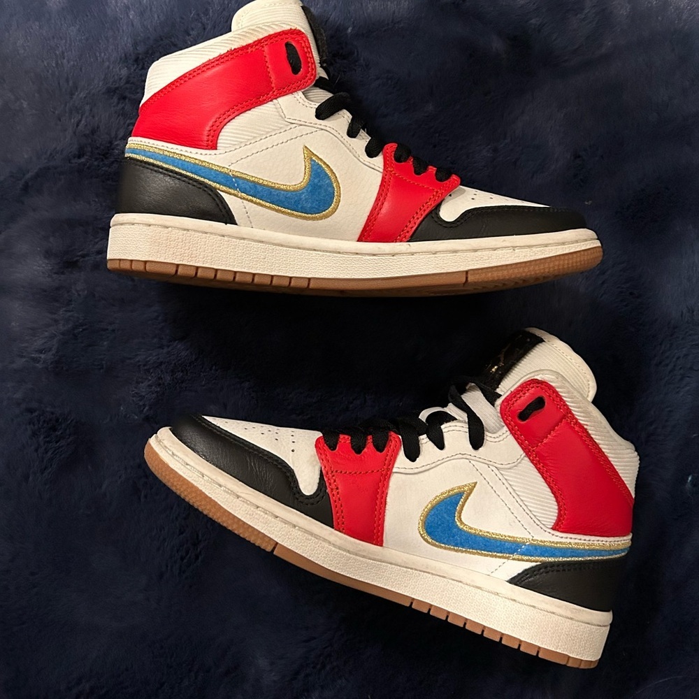 Nike Air Jordan 1 Mid SE Sneakers “Let(Her)Man” DC1426-100 Women Sz 6 - Picture 10 of 10